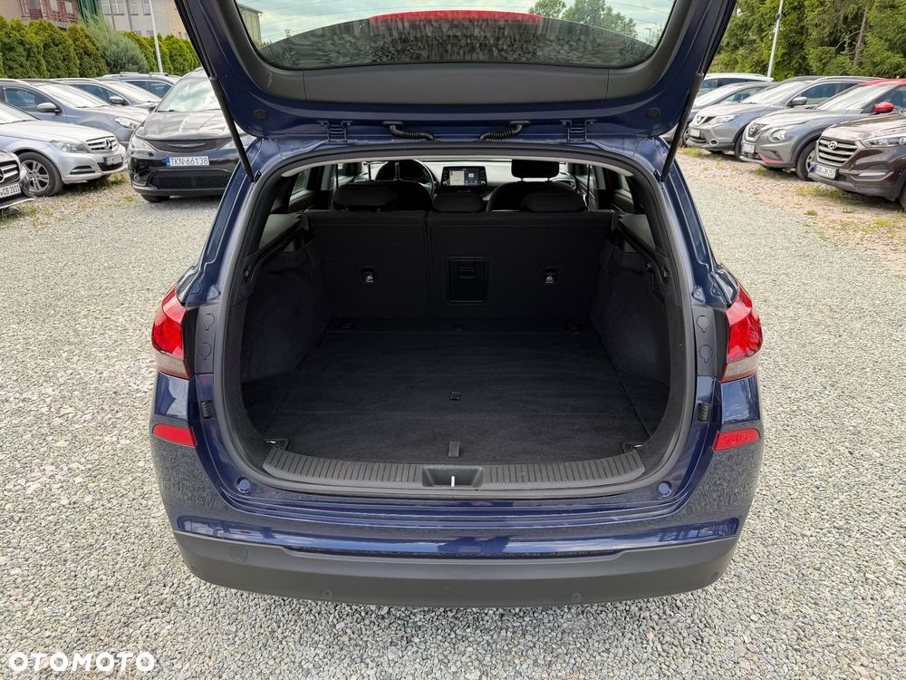 Hyundai i30 1.6 CRDI Trend - 36