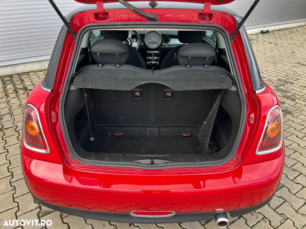 Mini Cooper One - 12