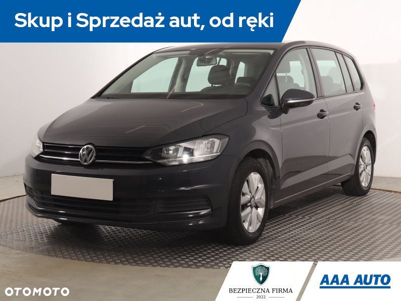 Volkswagen Touran - 3