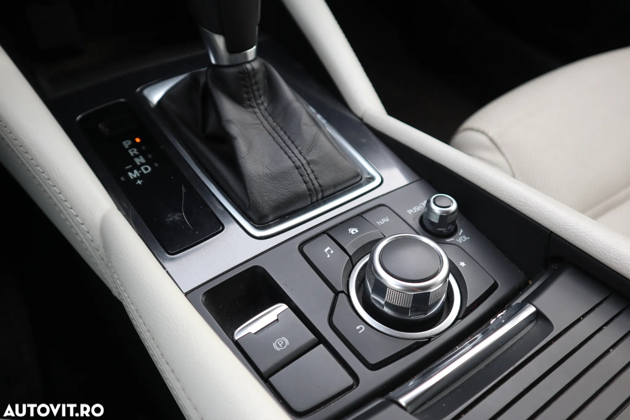 Mazda 6 CD175 AT 4x4 Revolution Top - 10