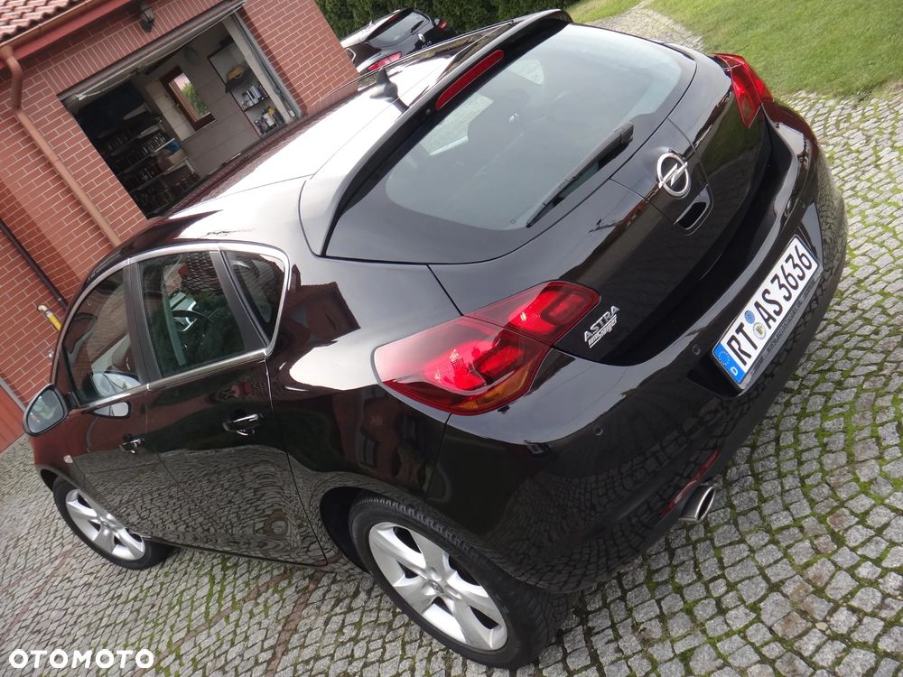 Opel Astra IV 1.4 T Sport - 23