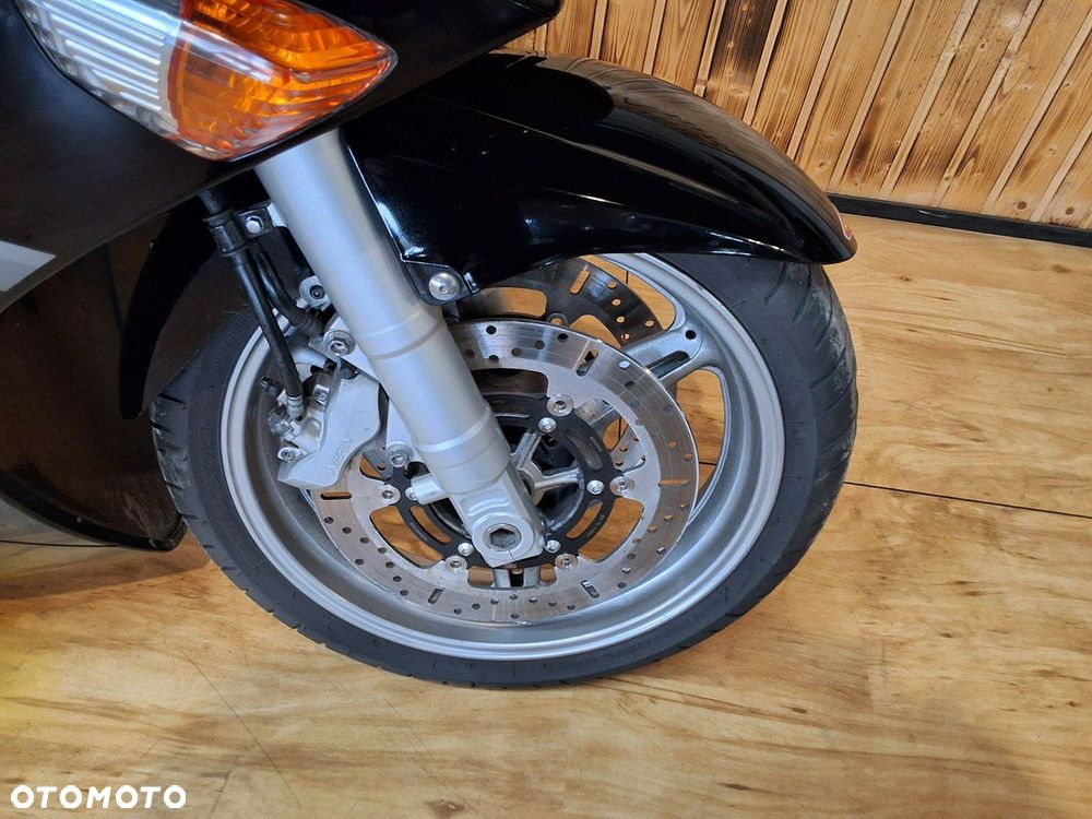 Yamaha FJR - 22