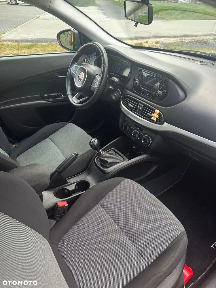 Fiat Tipo 1.4 16v Easy EU6d - 8