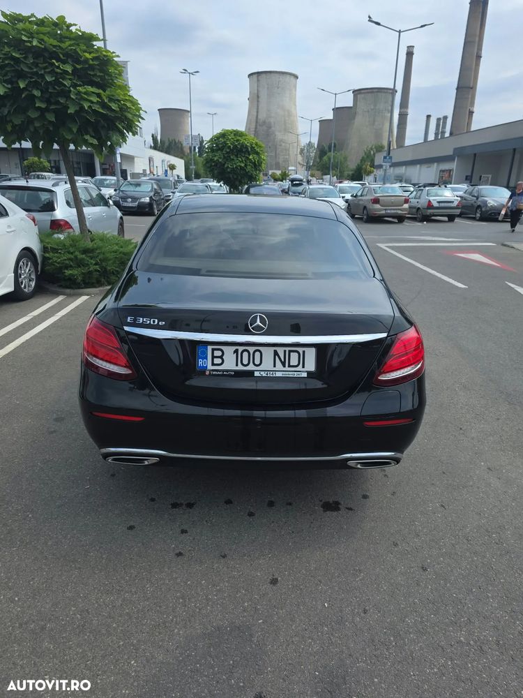 Mercedes-Benz E - 5