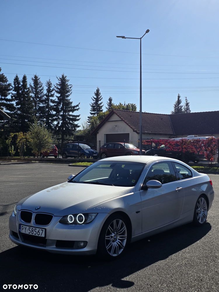 BMW Seria 3 325i - 5