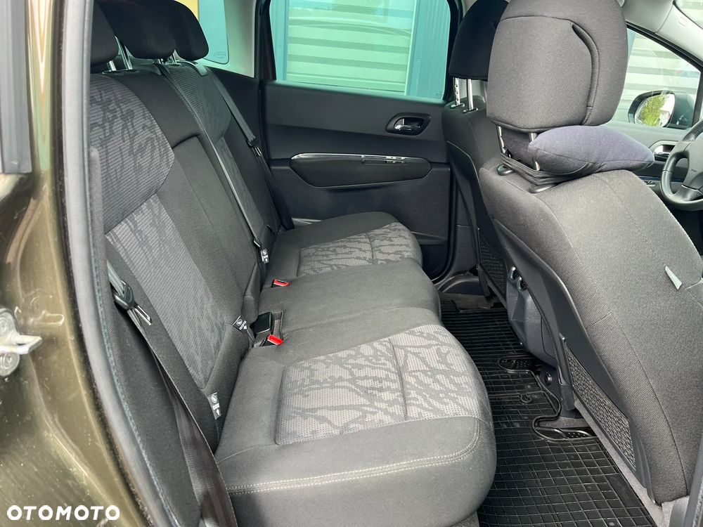 Peugeot 3008 1.6 HDi Premium - 14
