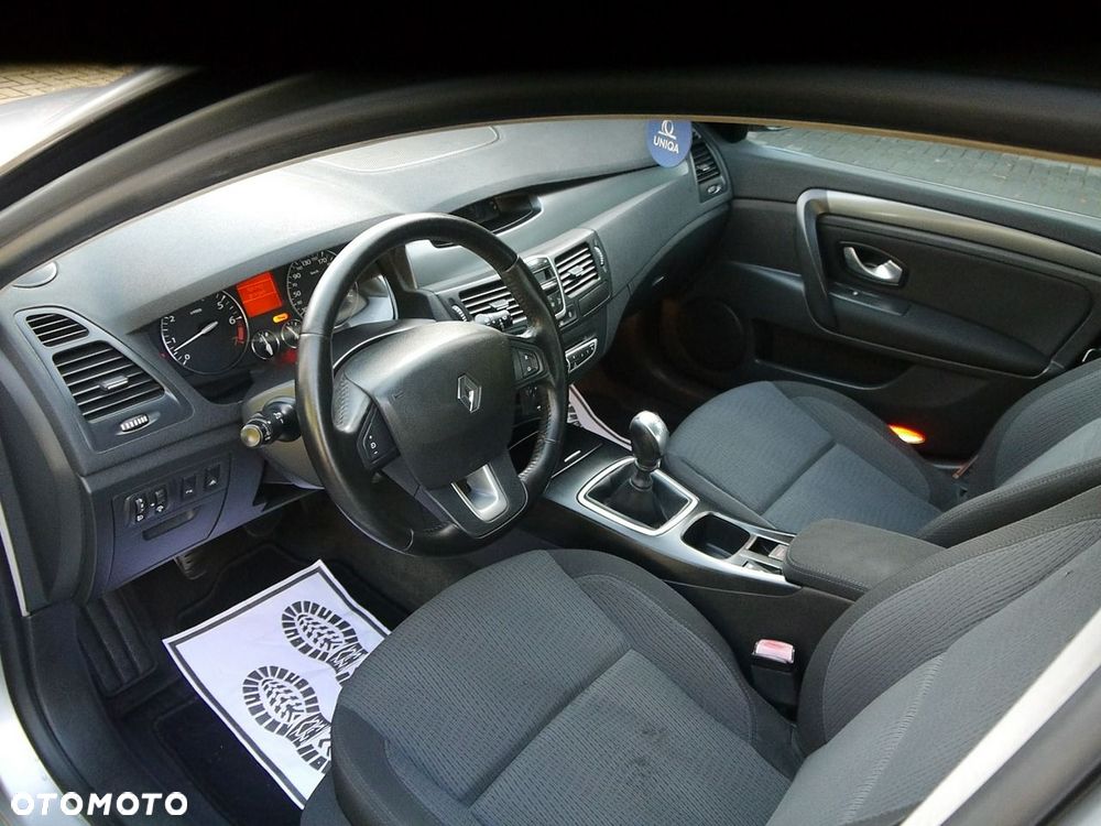 Renault Laguna 2.0 Authentique - 25