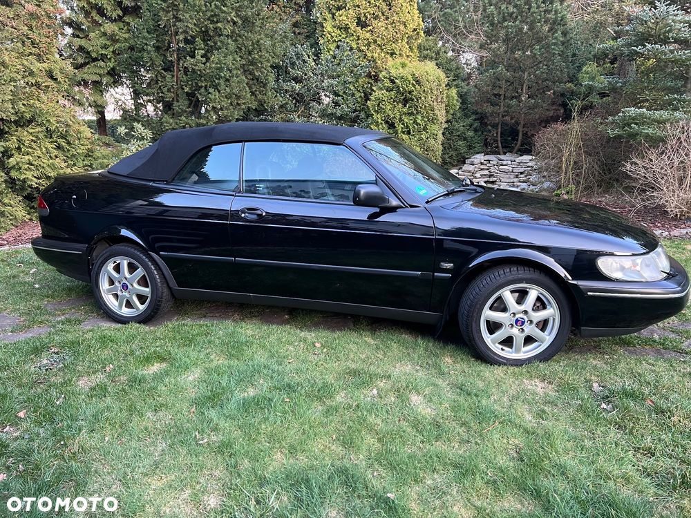 Saab 900 - 23