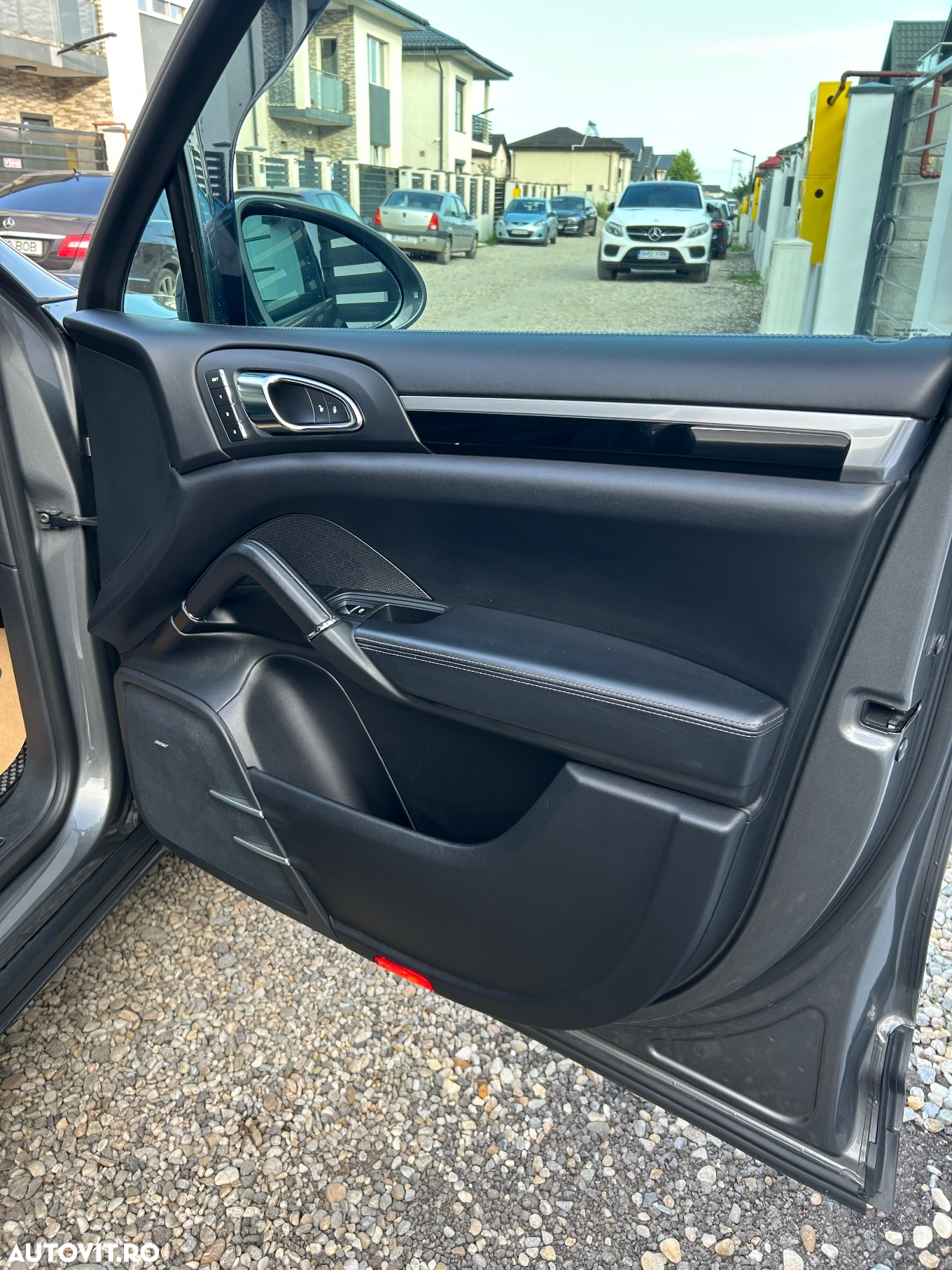 Porsche Cayenne S E-Hybrid Platinum Edition - 32