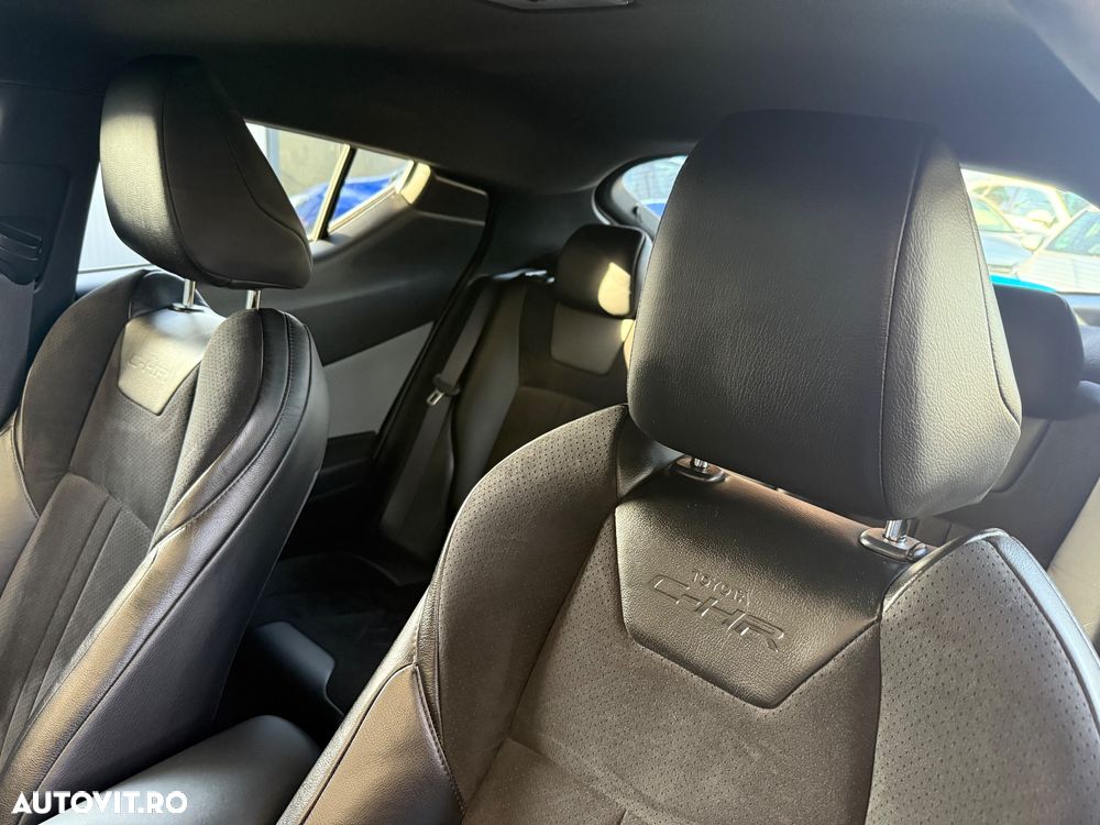 Toyota C-HR Hybrid Business-Edition - 4