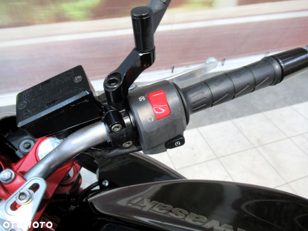 Kawasaki ER - 10
