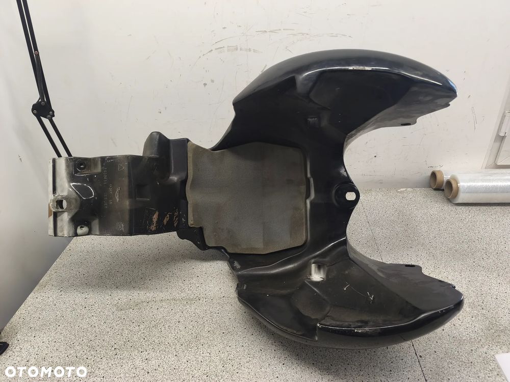 Bak, zbiornik paliwa Triumph Tiger 955i - 18
