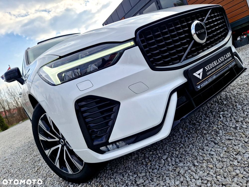 Volvo XC 60 B4 D Plus Dark - 3