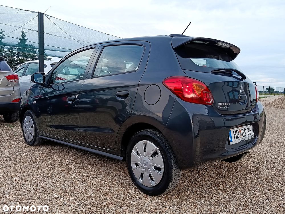Mitsubishi Space Star 1.0 Plus - 32