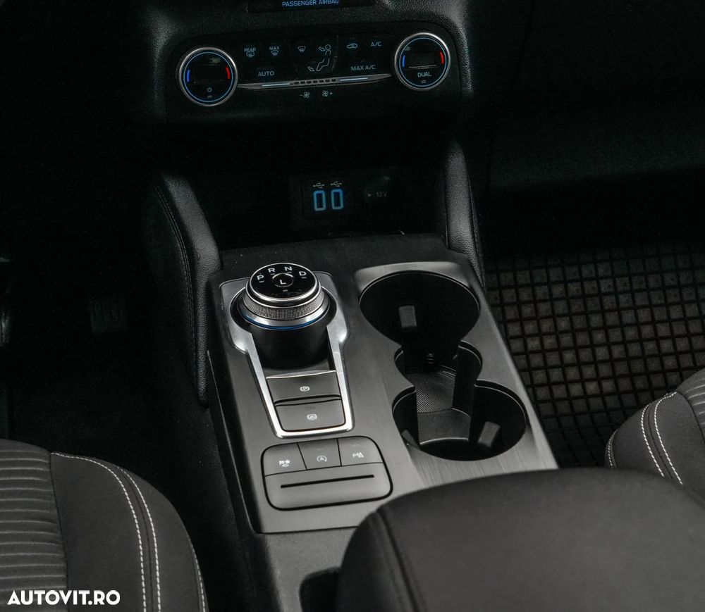 Ford Kuga 2.0 EcoBlue A8 AWD Titanium X - 19