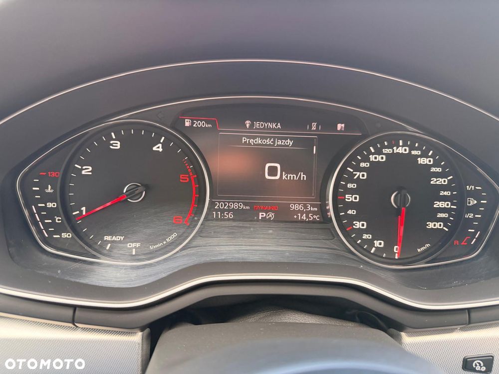 Audi A4 Avant 2.0 TDI Sport S tronic - 24