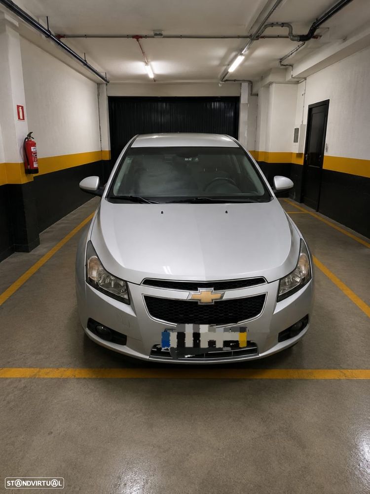 Chevrolet Cruze 1.6 LT - 1