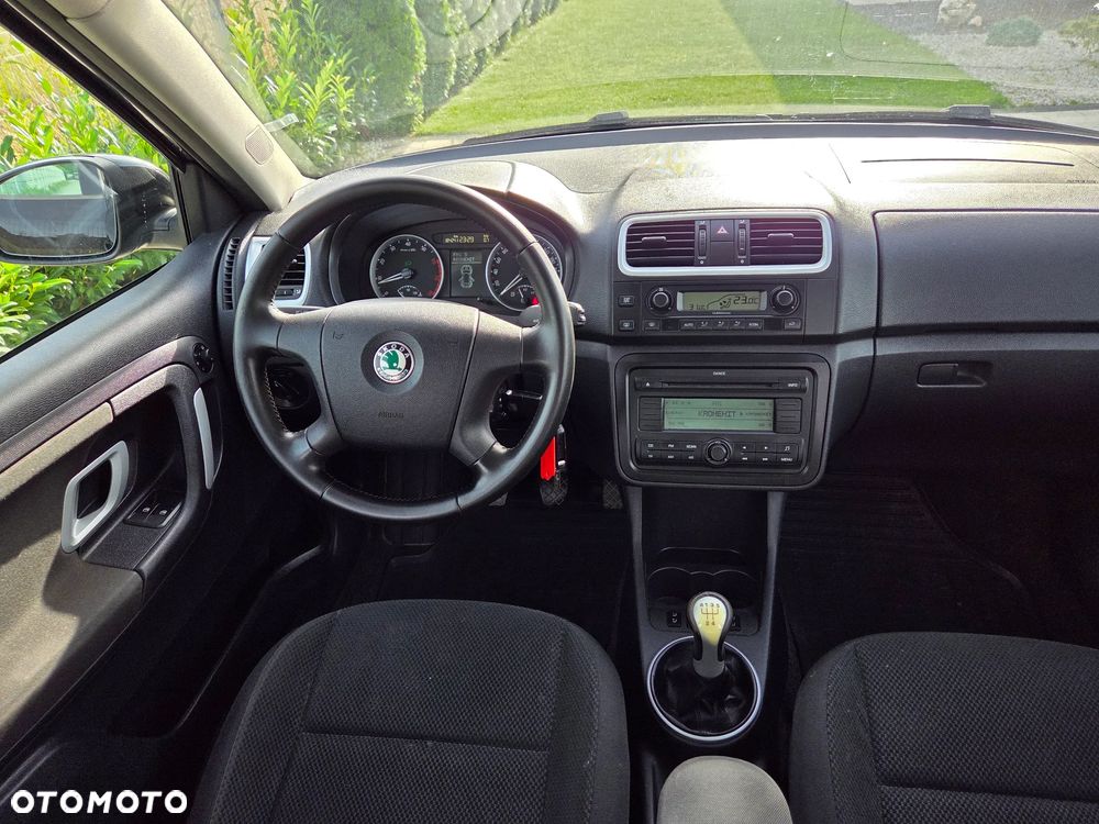 Skoda Fabia 1.6 16V STYLE Edition - 11