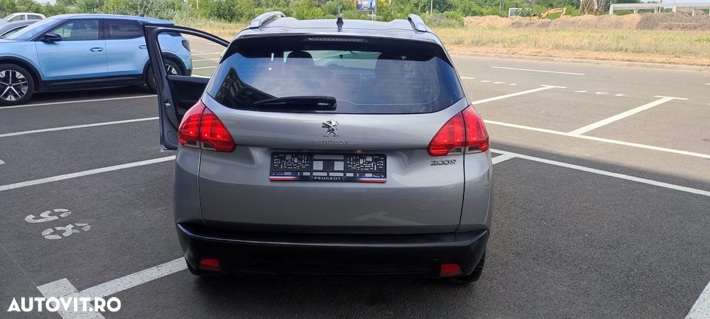 Peugeot 2008 - 16