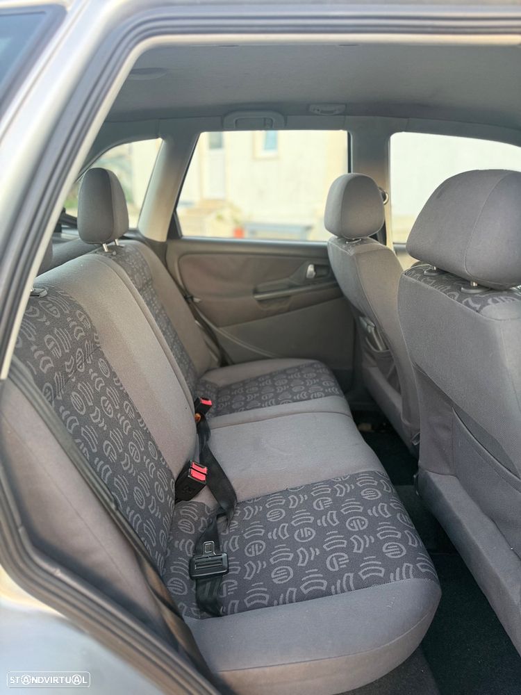 SEAT Ibiza 1.4 16V Safety - 7