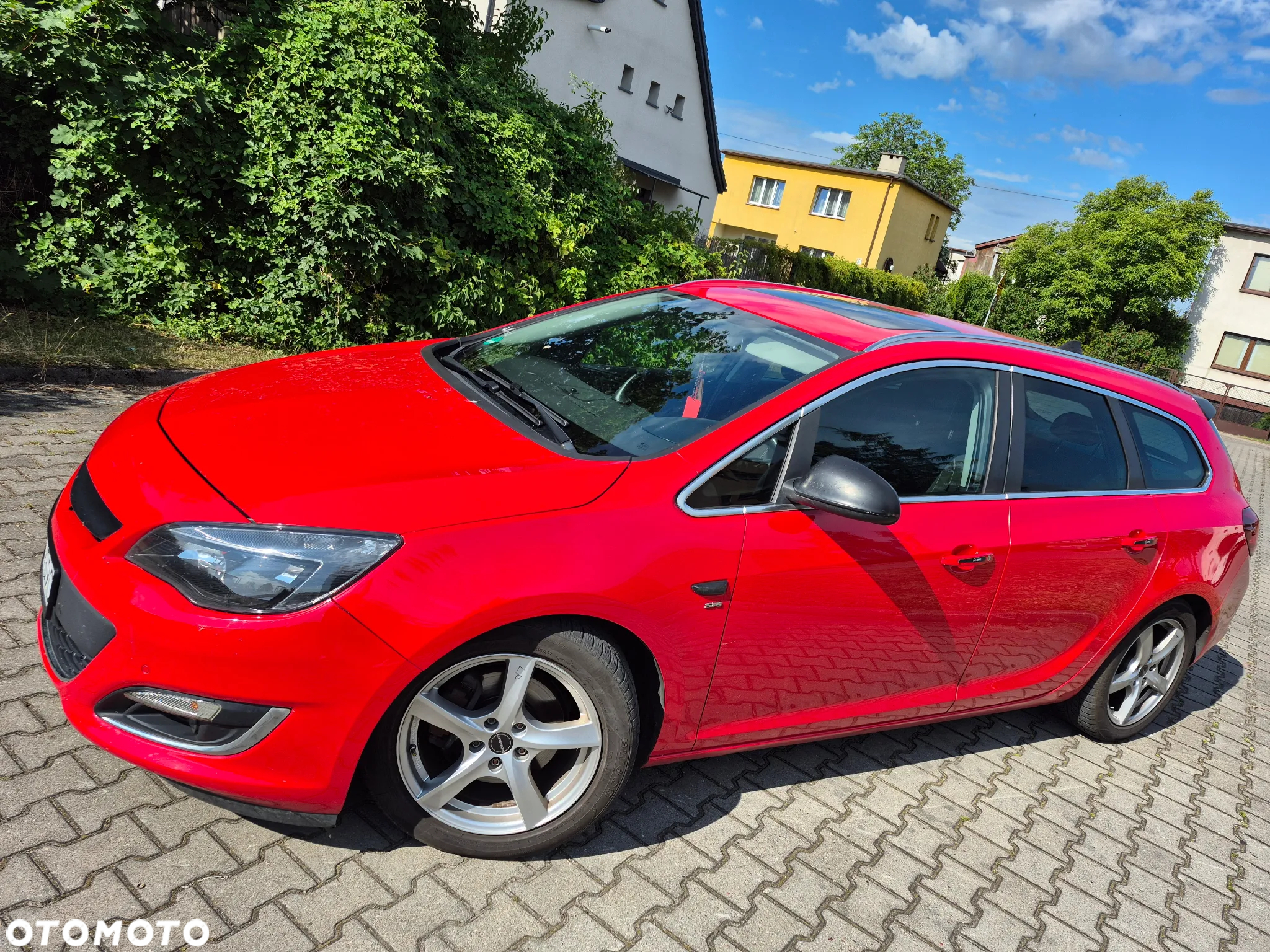 Opel Astra 2.0 CDTI DPF Sports Tourer Design Edition - 3