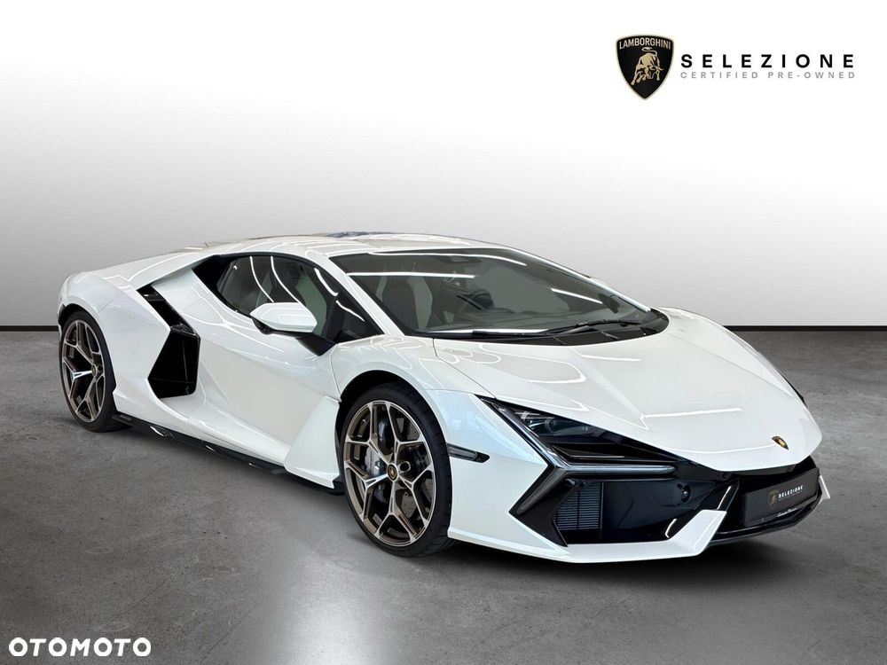 Lamborghini Revuelto - 2