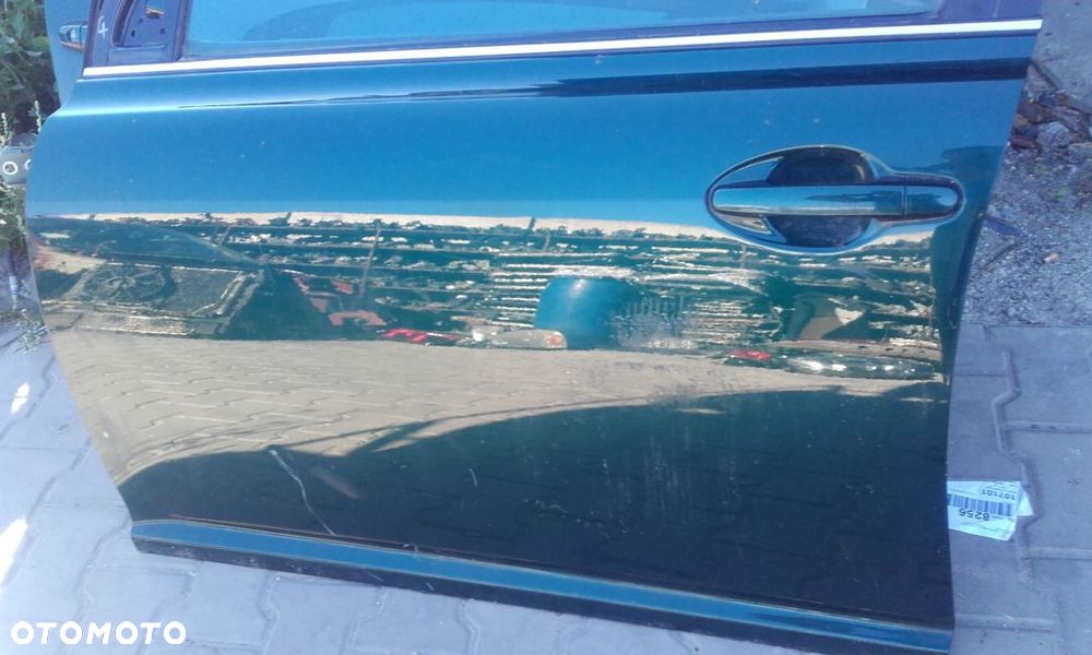 Toyota Avensis T25 drzwi przod przednie lewe 03-06 - 1