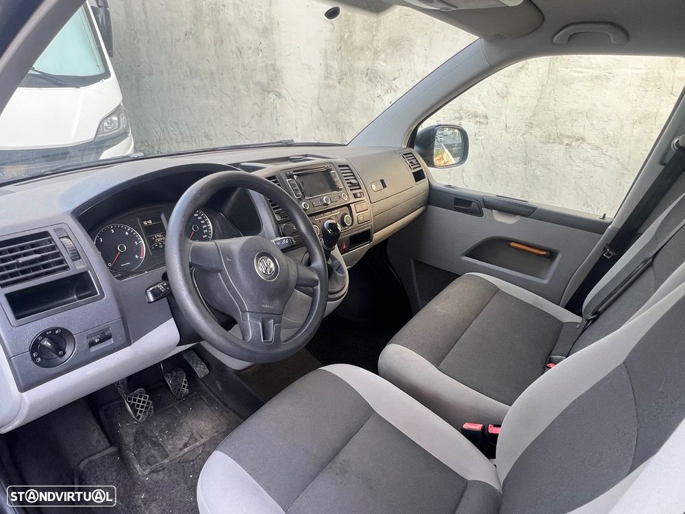 VW Transporter T5 - 9