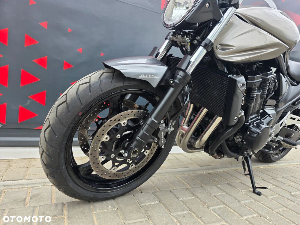 Suzuki Bandit - 12