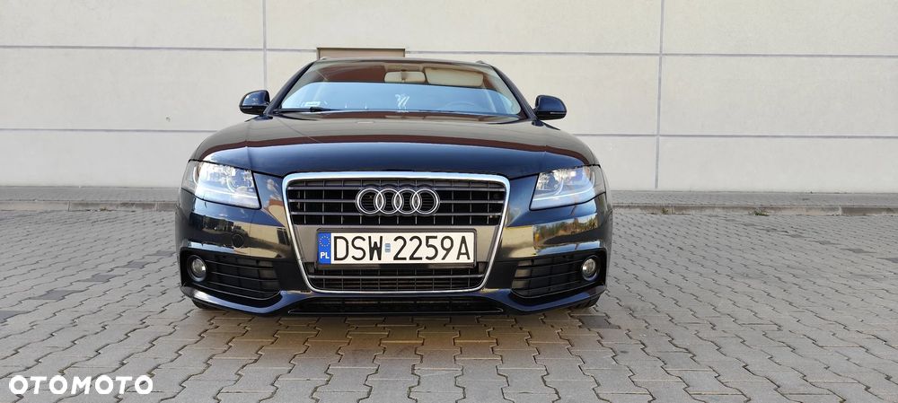 Audi A4 Avant 2.0 TDI - 14