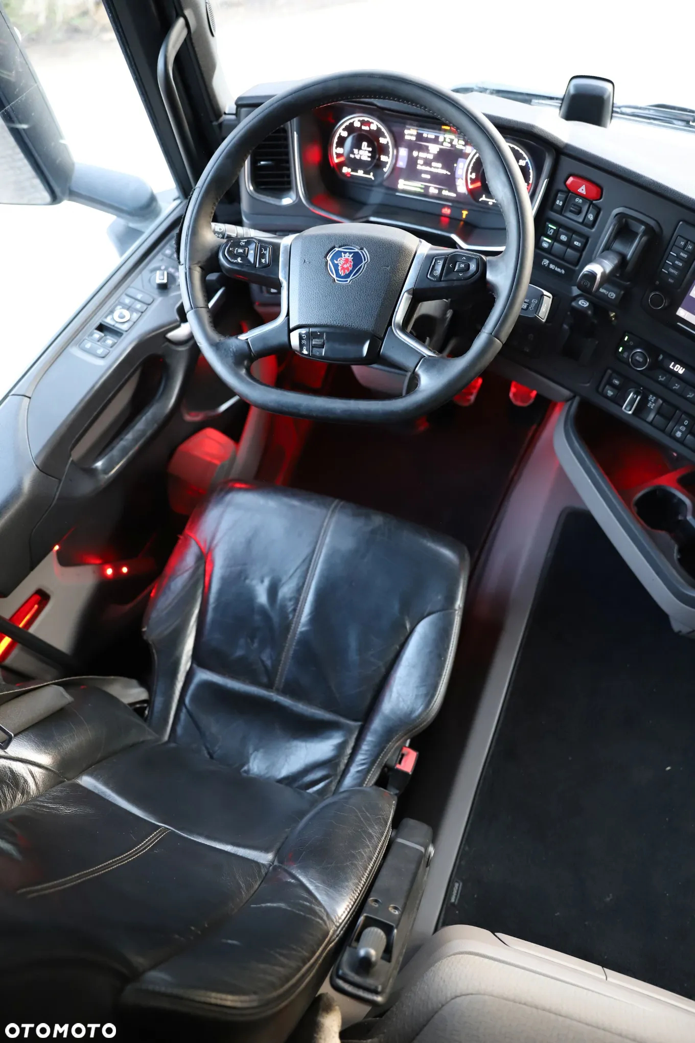 Scania R650 6X4 EURO 6 Resor Resor Dzwig Epsilon z Kabina Do drewna Lasu dłużycy kłody Palfinger - 17