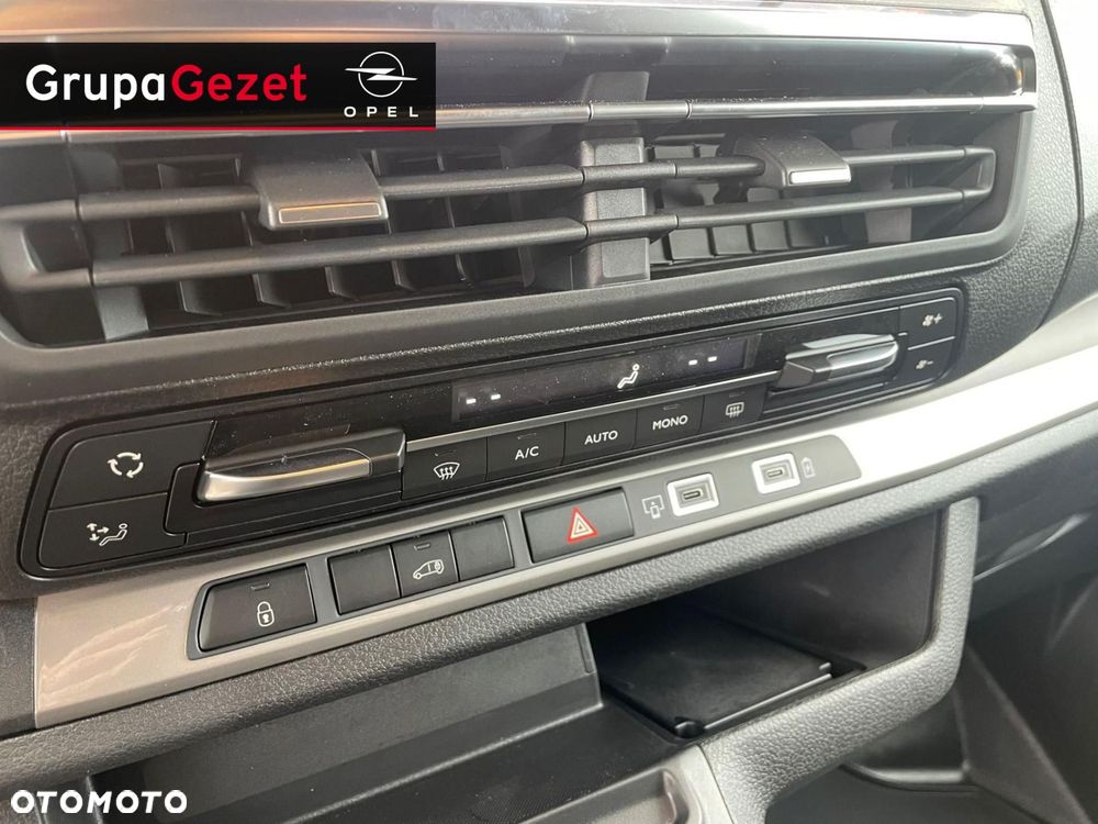 Opel Vivaro - 15