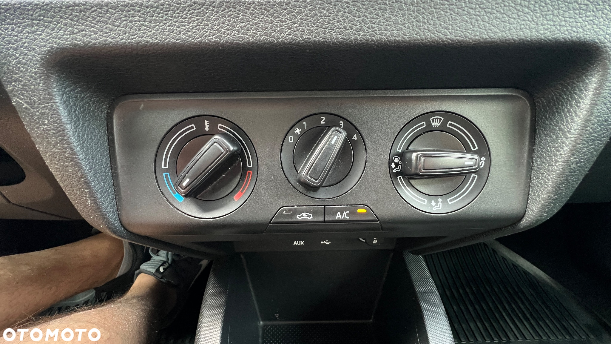Skoda Fabia 1.0 TSI Ambition - 24