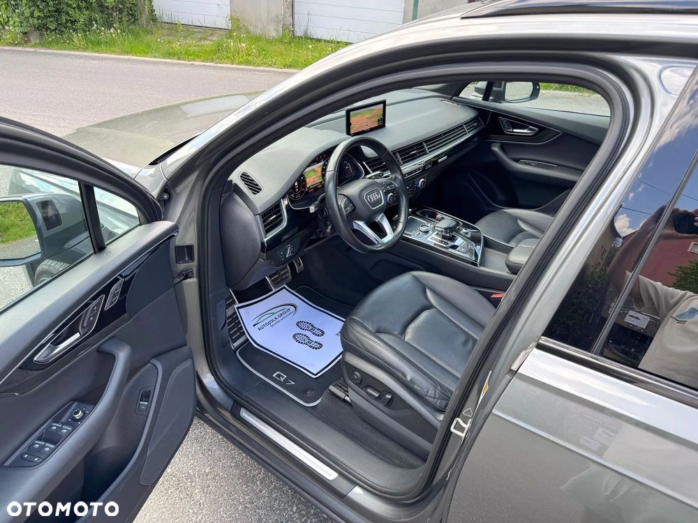 Audi Q7 - 8
