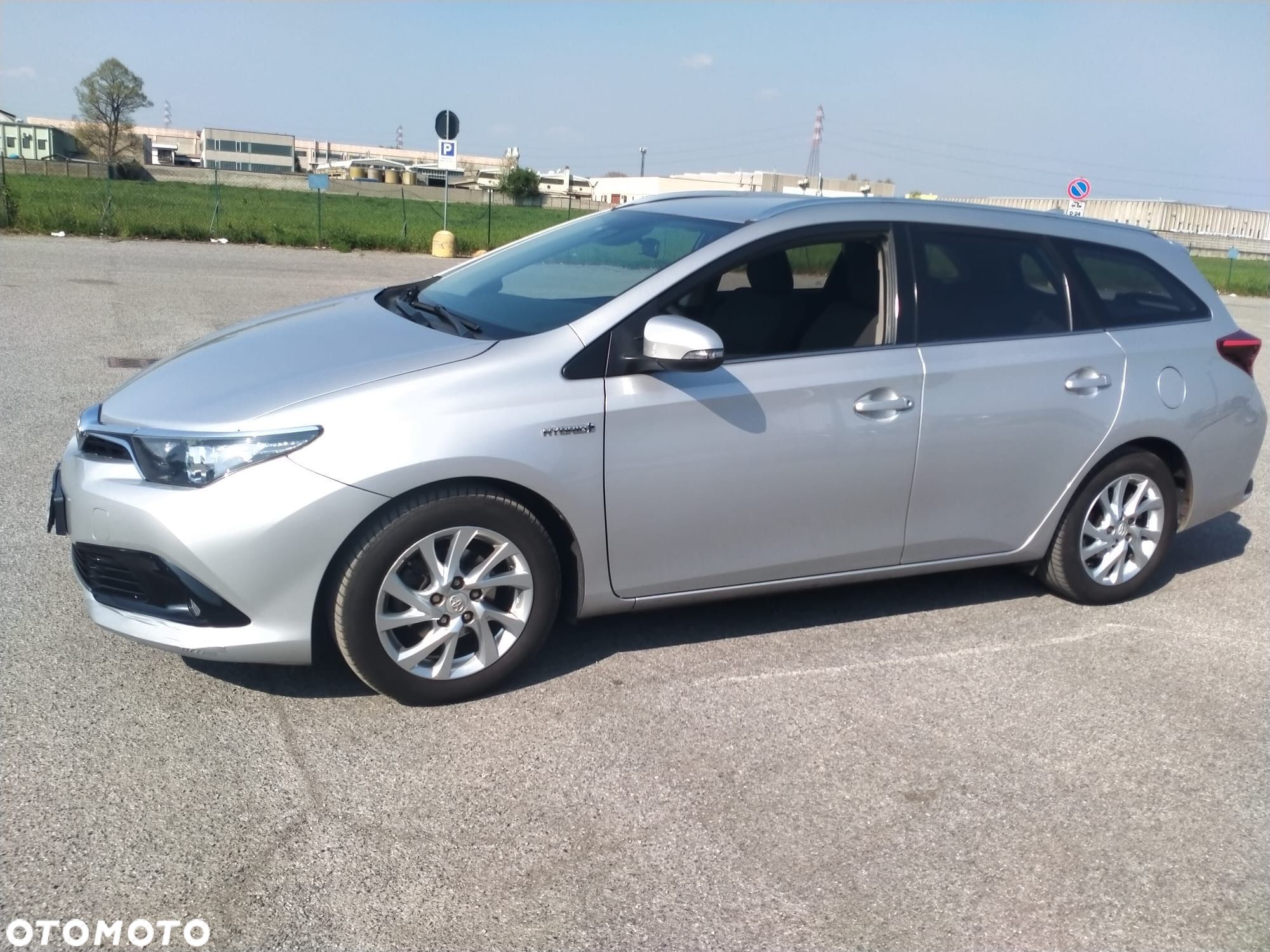 Toyota Auris - 1