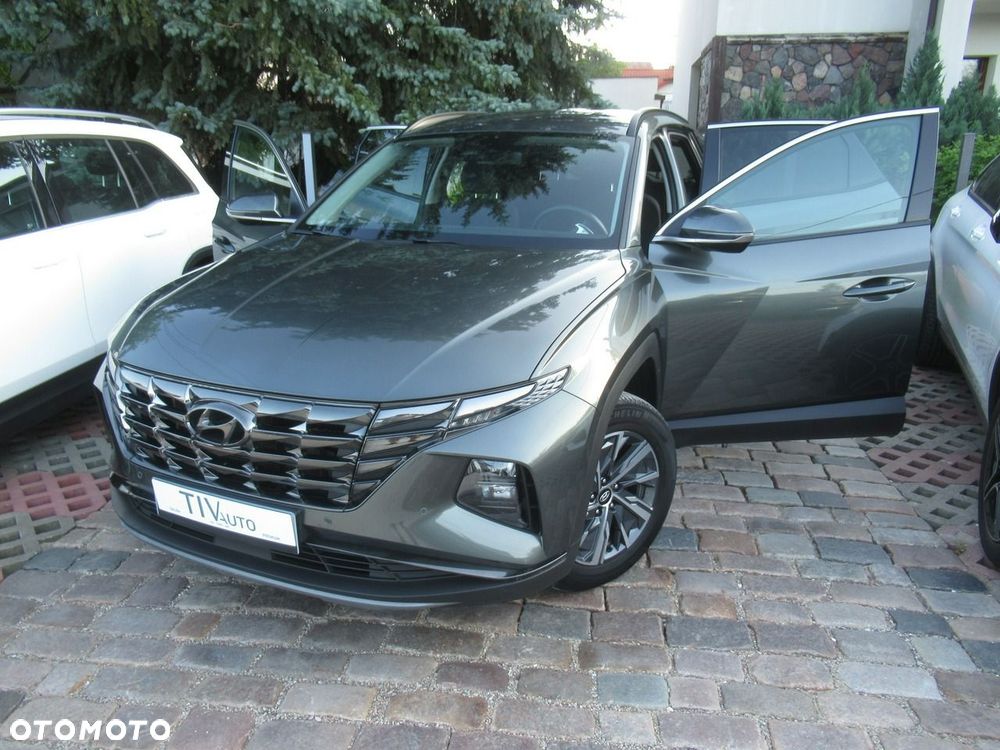 Hyundai Tucson 1.6 T-GDi HEV Executive 2WD - 38