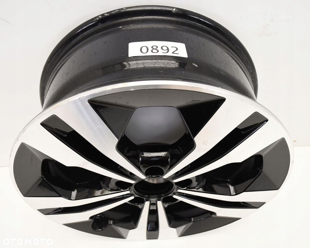 MERCEDES B KLASA W247 FELGA A2474012900 18'' CALI - 6