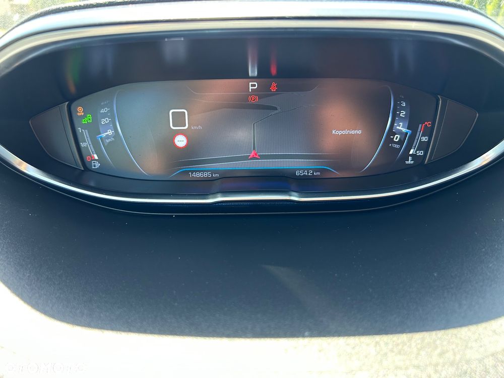 Peugeot 5008 2.0 BlueHDi Road Trip S&S EAT8 - 22