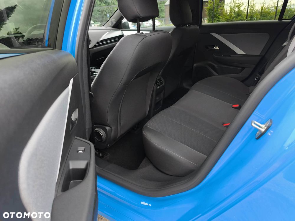 Opel Astra - 35