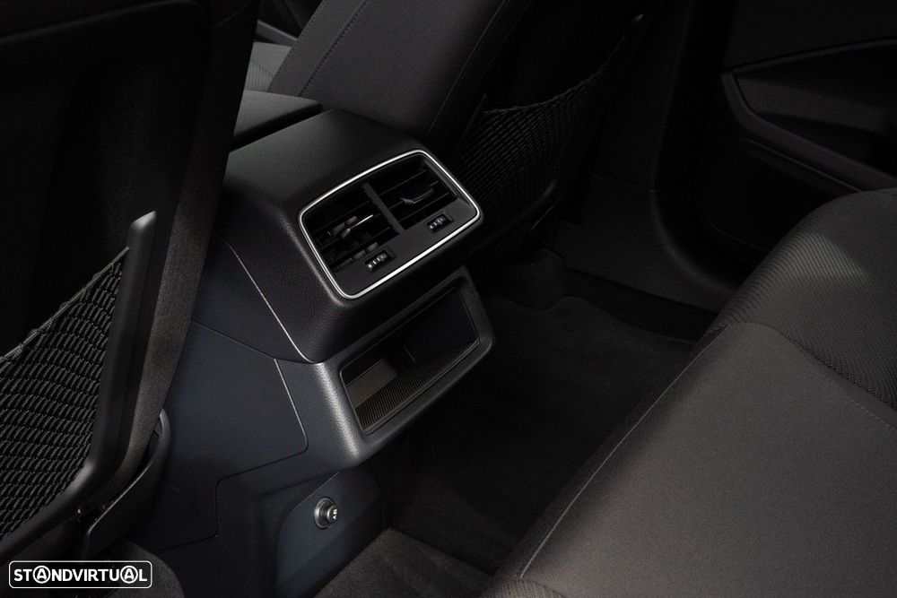 Audi Q8 e-Tron Sportback 55 quattro Advanced - 36