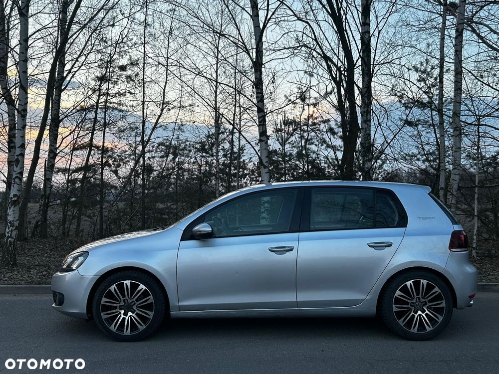 Volkswagen Golf 1.6 TDI DPF Team - 8