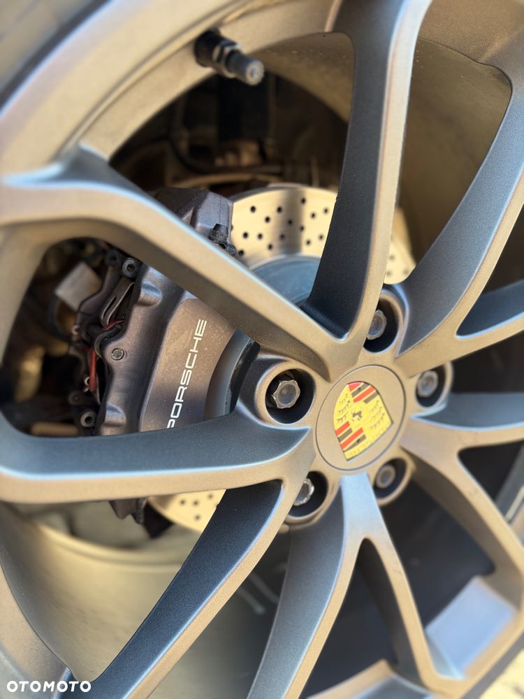 Porsche Cayman - 16