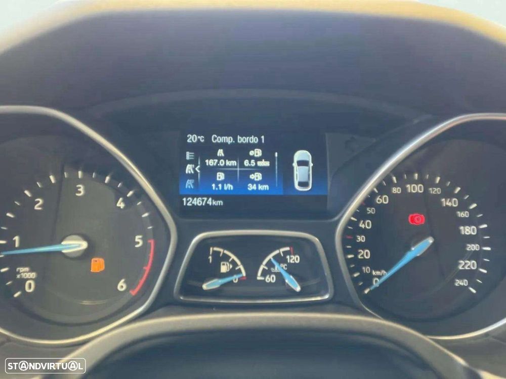 Ford Focus 1.5 TDCi EcoBlue ST-Line - 11