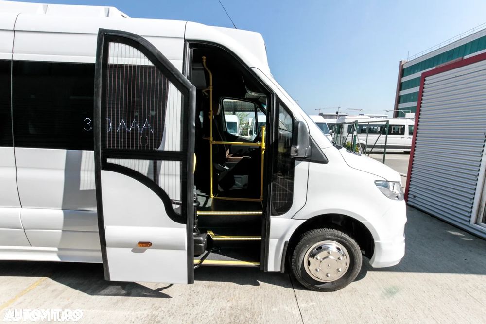 Mercedes-Benz sprinter 15+12+1+1scaun rotile*stock* gata de livrare - 8