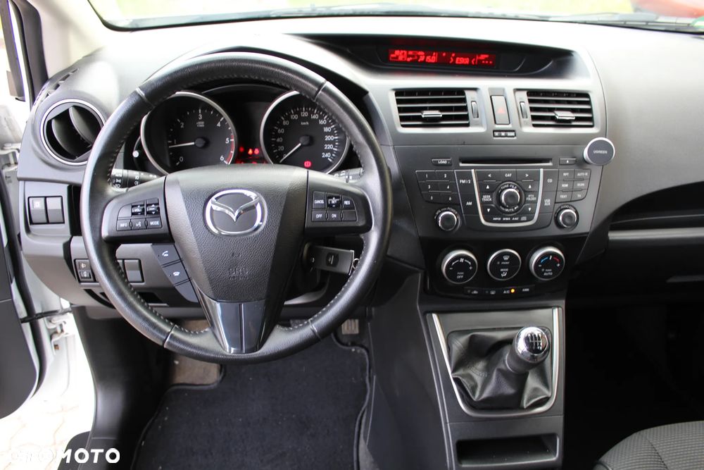 Mazda 5 - 18