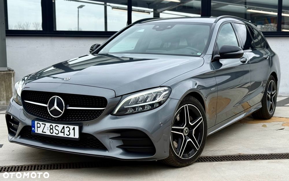 Mercedes-Benz Klasa C 220 d 4Matic 9G-TRONIC Edition AMG Line - 2