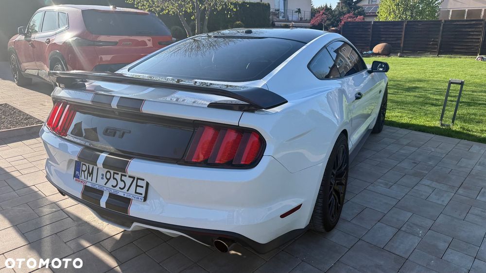 Ford Mustang 5.0 V8 GT - 8