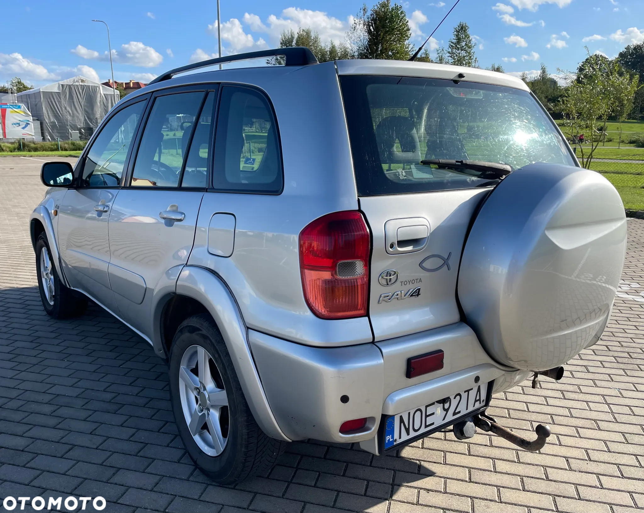Toyota RAV4 - 6