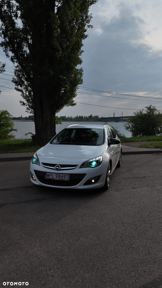 Opel Astra - 35