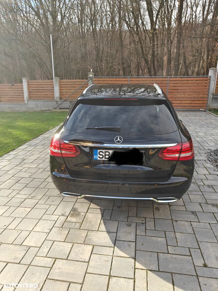 Mercedes-Benz C 250 d 4Matic 9G-TRONIC Avantgarde - 2
